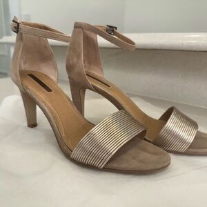Tan & Metallic strappy Tahari heels, ready for spring & summer!